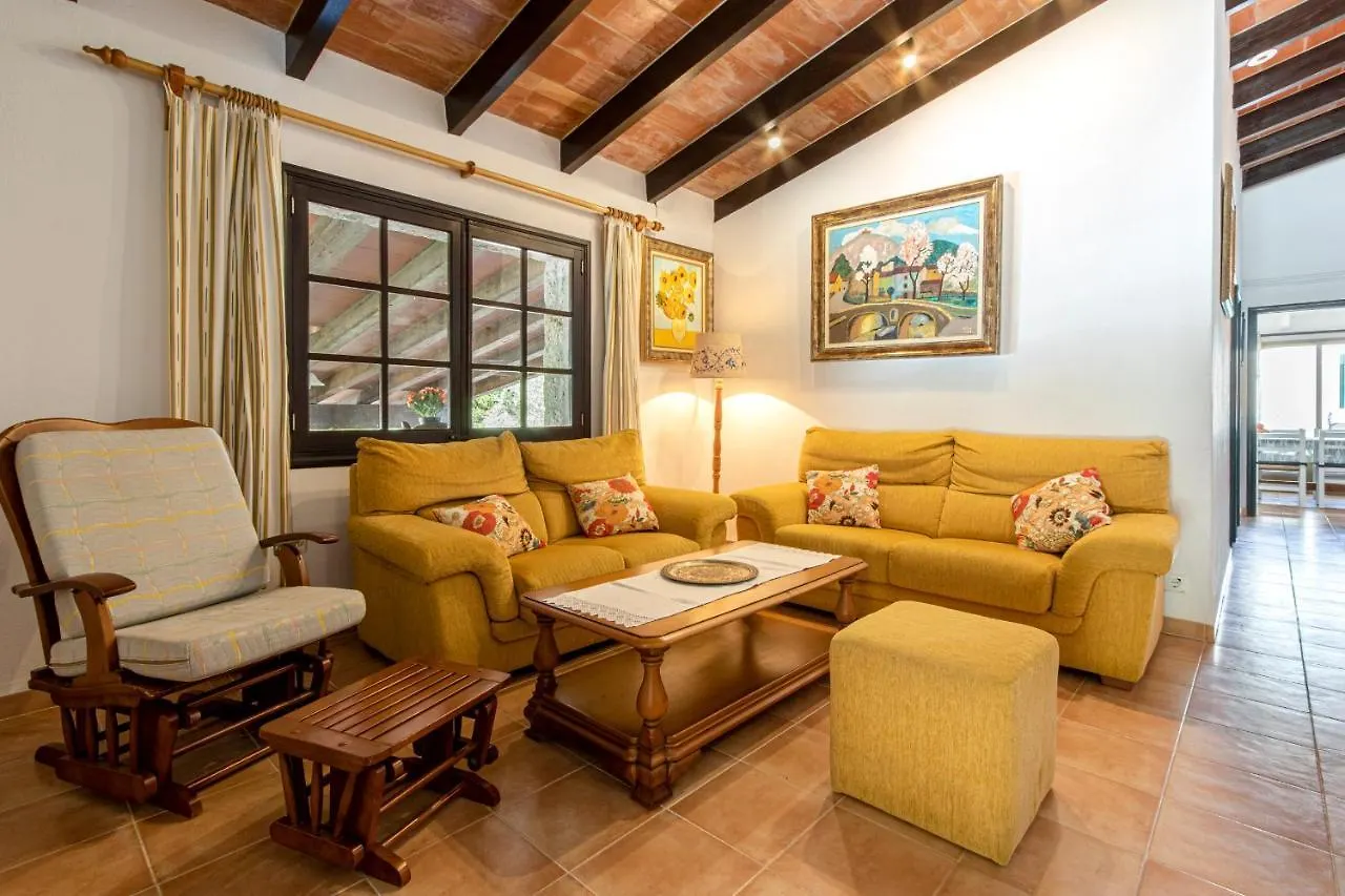 Villa Can Parades By Homevillas360 Pollenca Spain