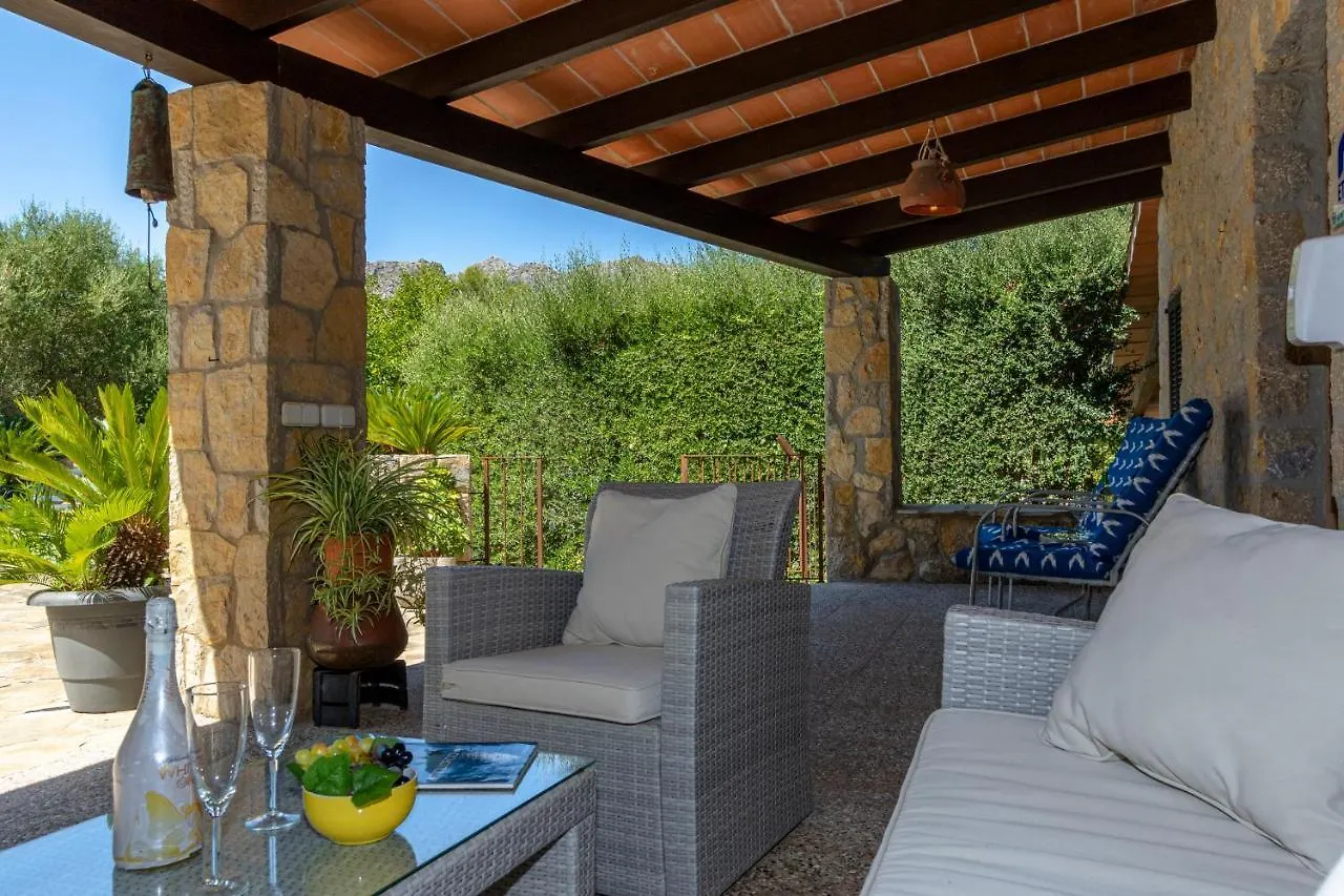Villa Can Parades By Homevillas360 Pollenca
