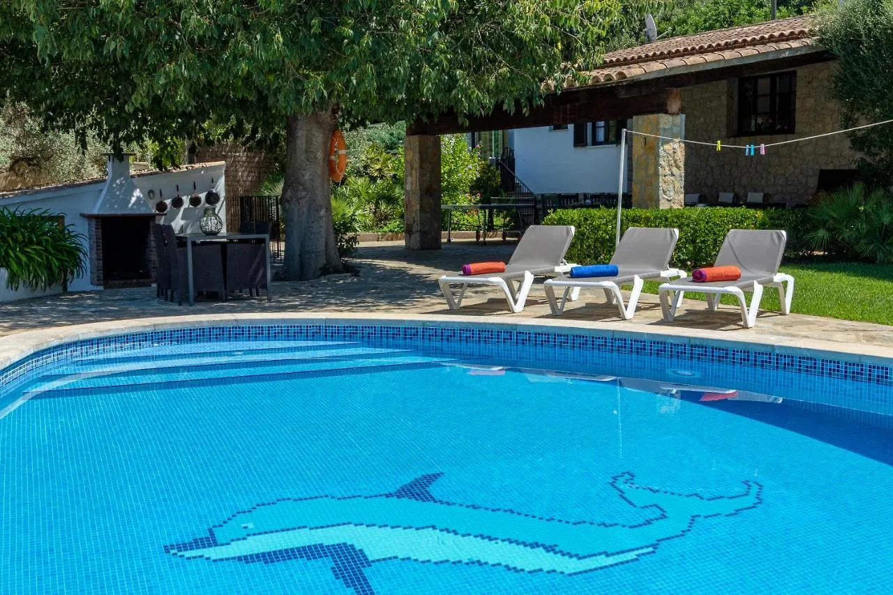 Villa Can Parades By Homevillas360 Pollenca