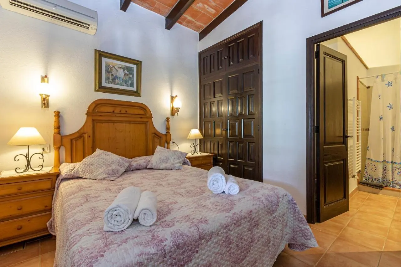 Villa Can Parades By Homevillas360 Pollenca 0*,  Spain