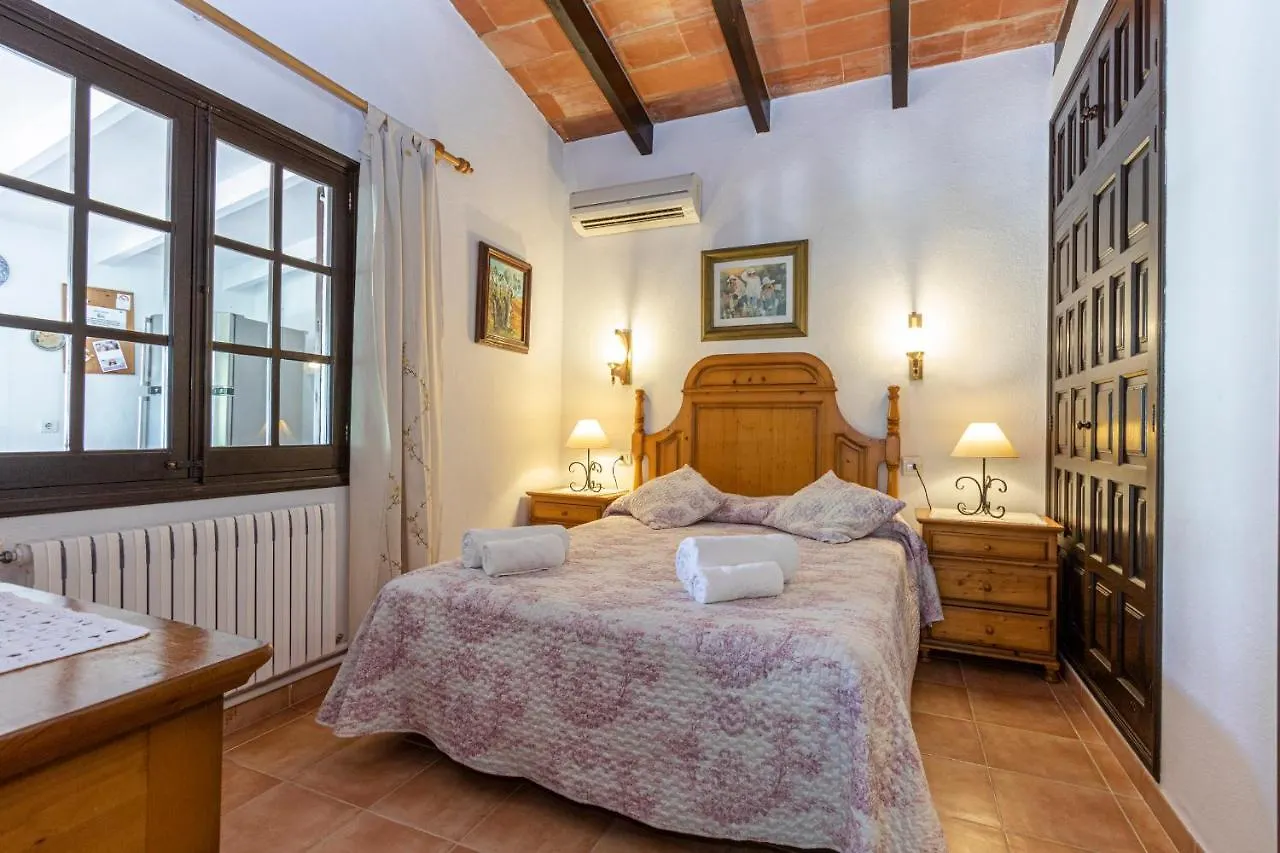 Villa Can Parades By Homevillas360 Pollenca